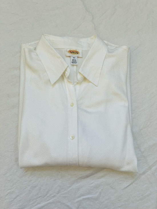 Talbots Tops - Talbots Women's Blouse Diagonal Striped White Button Shirt SIZE 16 100% Cotton